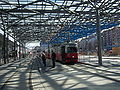 Bahnhofsvorplatz vom Bahnhof Wien Praterstern mit Straßenbahn- und Bushaltestellen