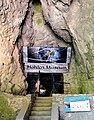 Lurgrotte Eingang Höhlenmuseum bei Peggau.jpg